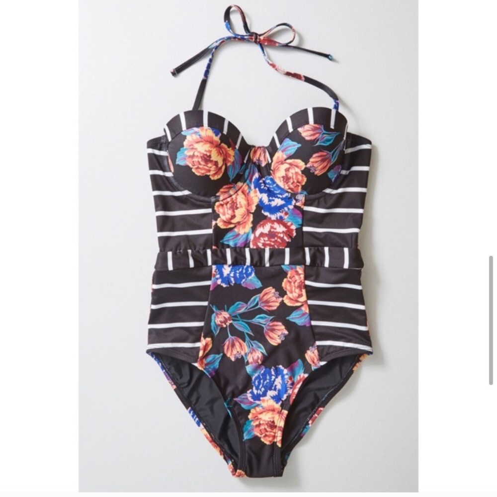 NEW Modcloth Harper Swimsuit - Picture 2 of 2